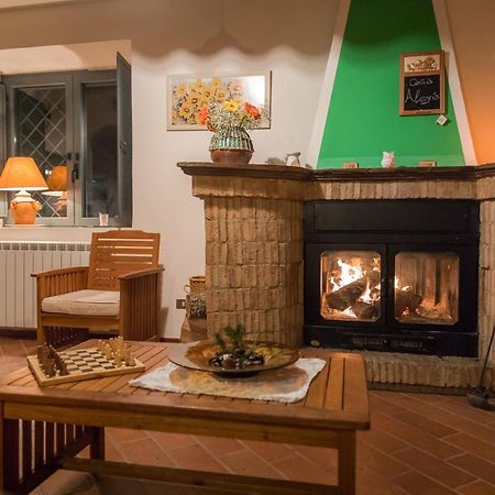 モラーノ・カーラブロ Casa Alegria Bed & Breakfast エクステリア 写真