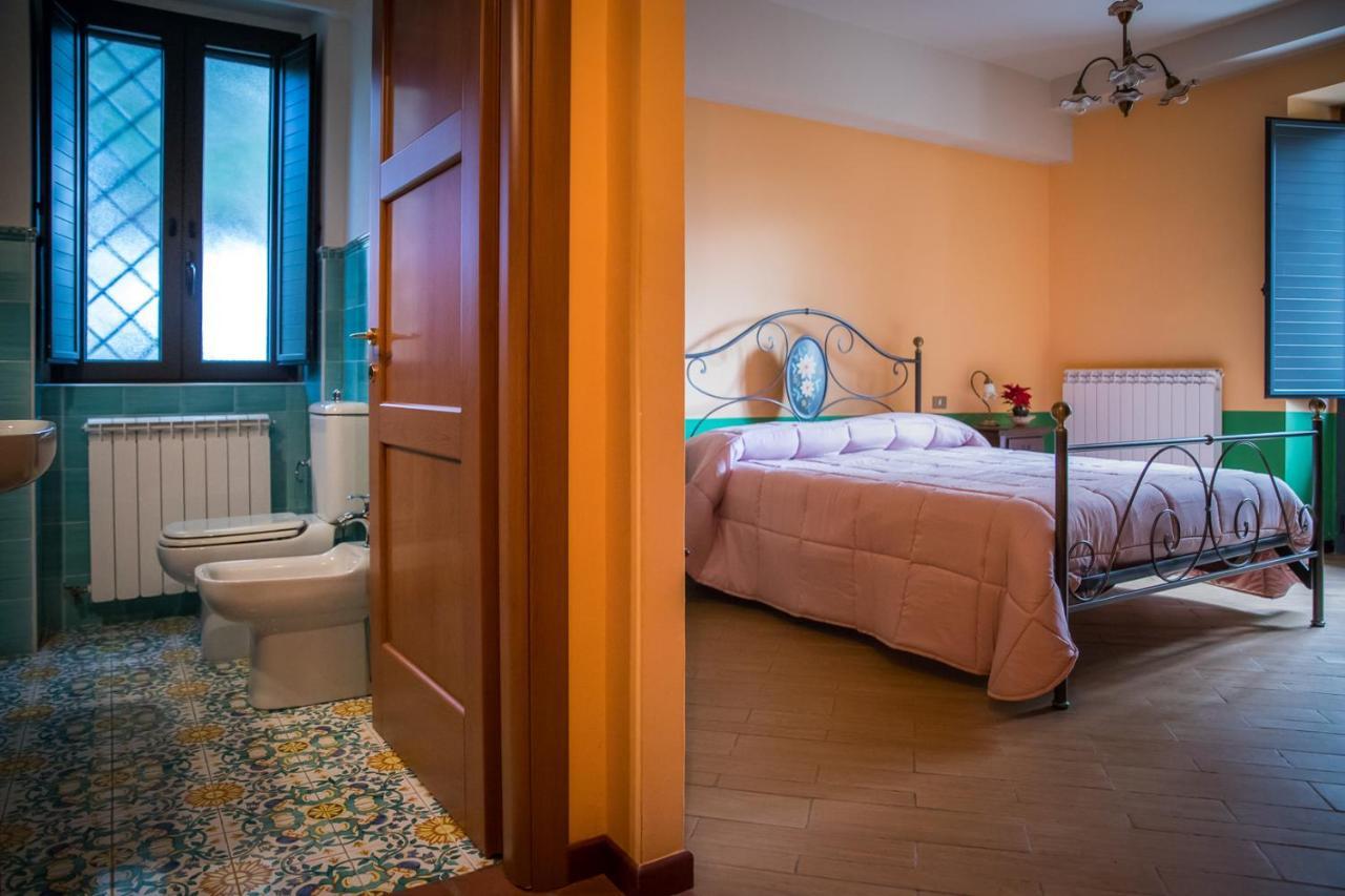 モラーノ・カーラブロ Casa Alegria Bed & Breakfast エクステリア 写真
