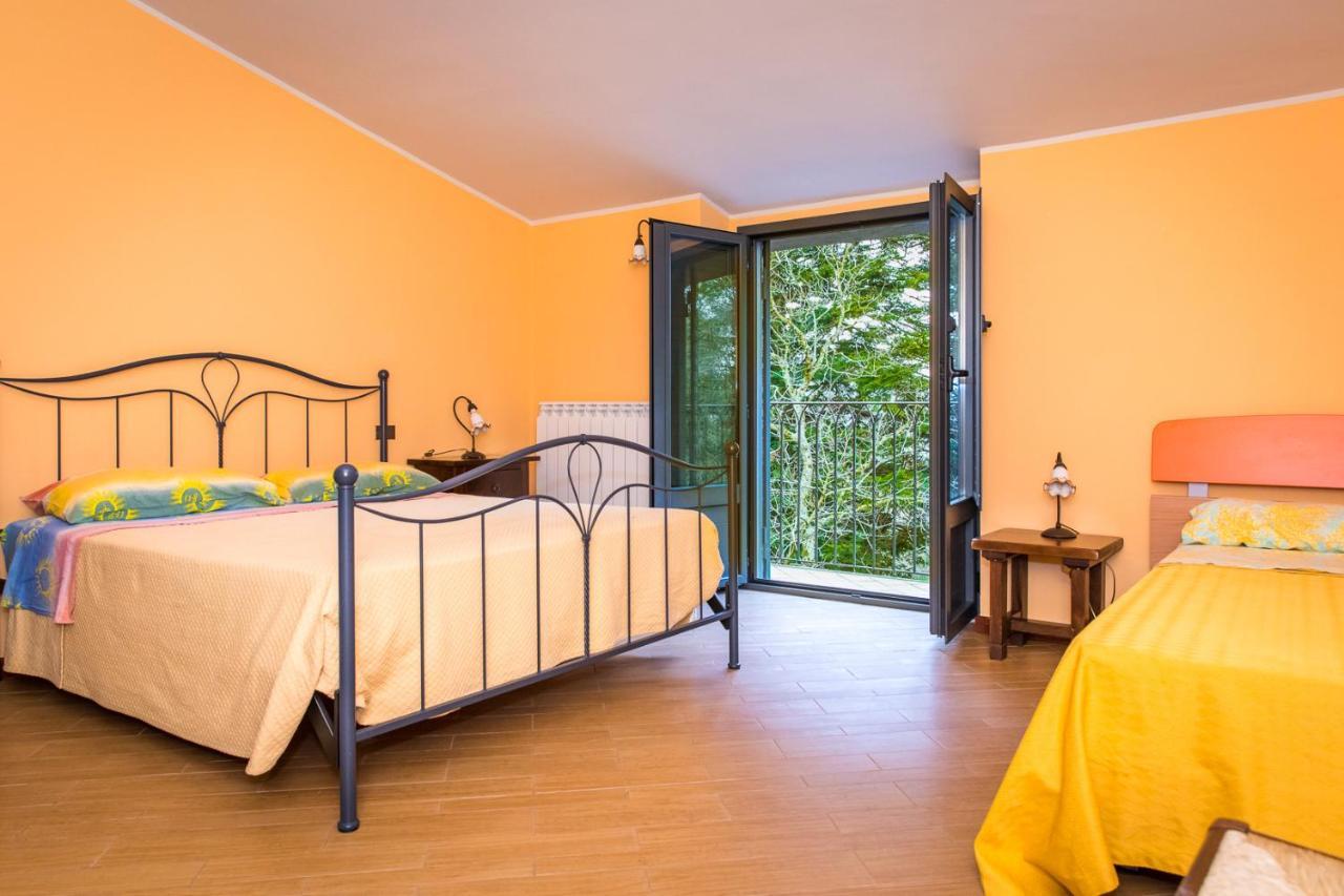 モラーノ・カーラブロ Casa Alegria Bed & Breakfast エクステリア 写真