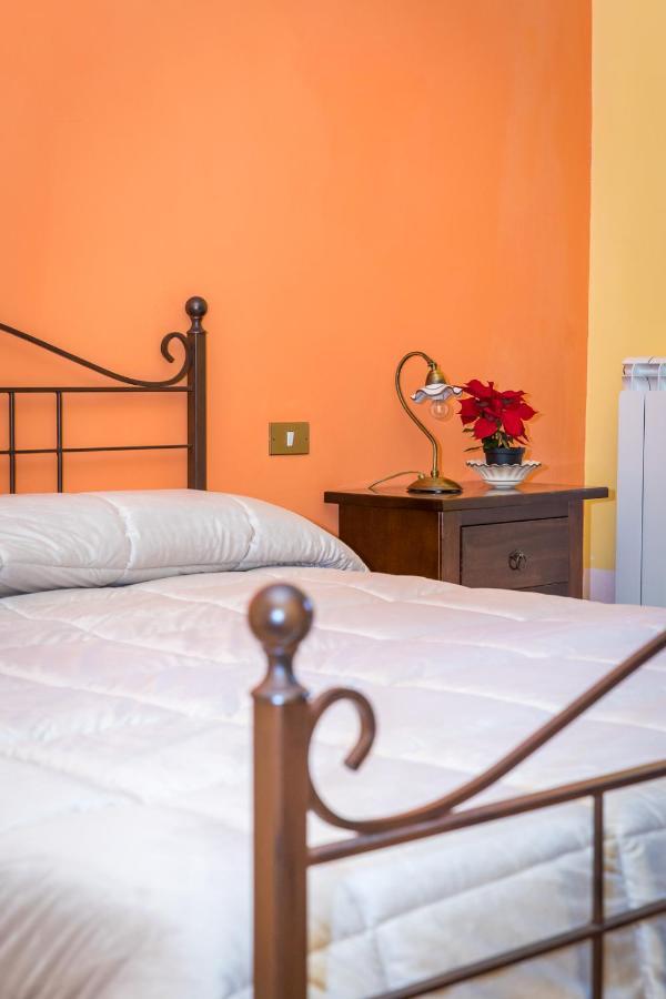 モラーノ・カーラブロ Casa Alegria Bed & Breakfast エクステリア 写真